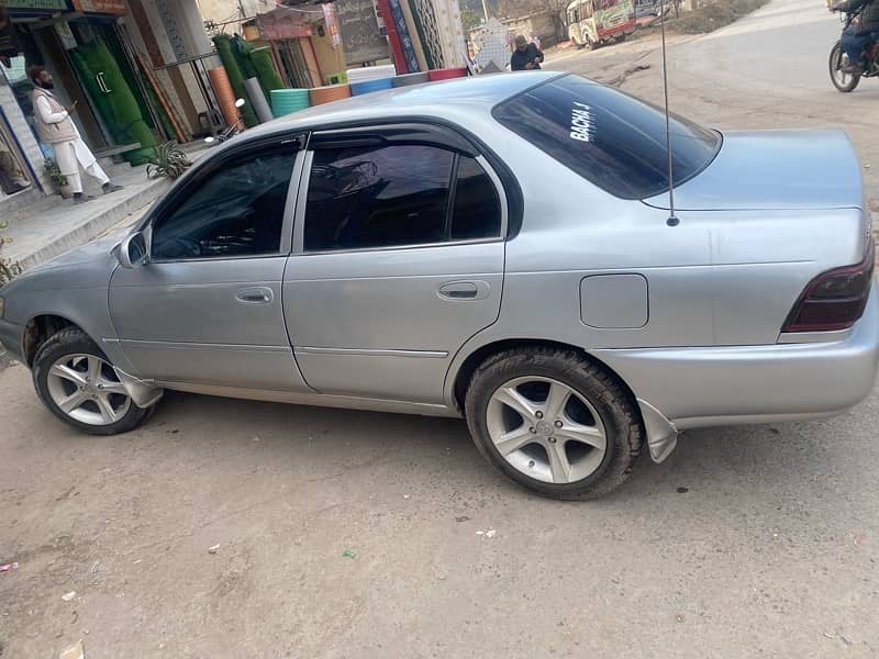 Toyota Corolla 2.0 D 2001 3