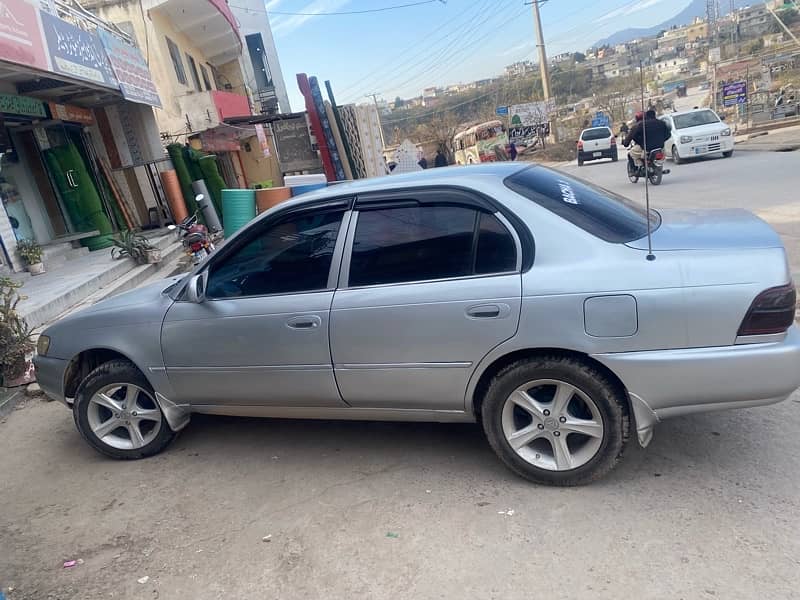 Toyota Corolla 2.0 D 2001 5