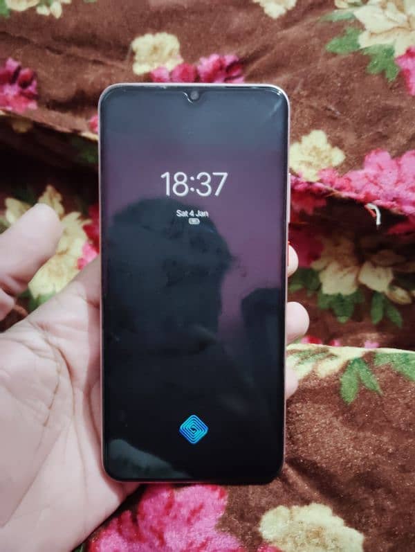 vivo S1 pro 8GB RAM 128 GB ROM 2