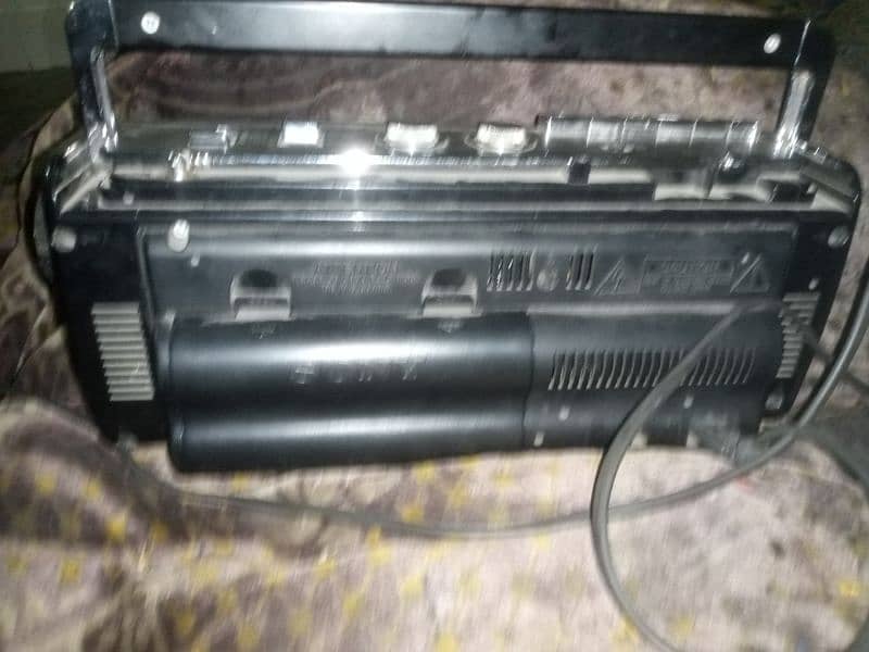 Radio Sony With Cassette player MW. SW Antique And Vintage item 2