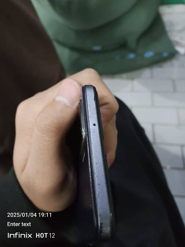 oppo f17 10 by 10 condition okay piece 4