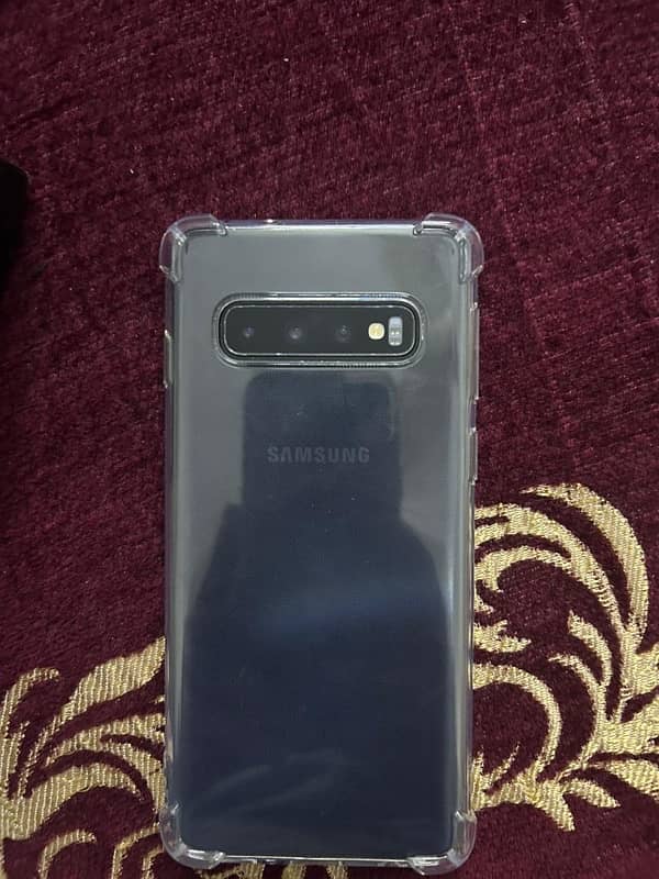 Samsung galaxy s10 with original box approved dual sim 4