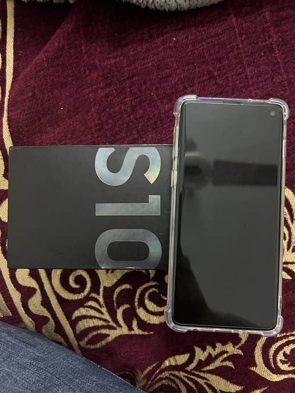 Samsung galaxy s10 with original box approved dual sim 10