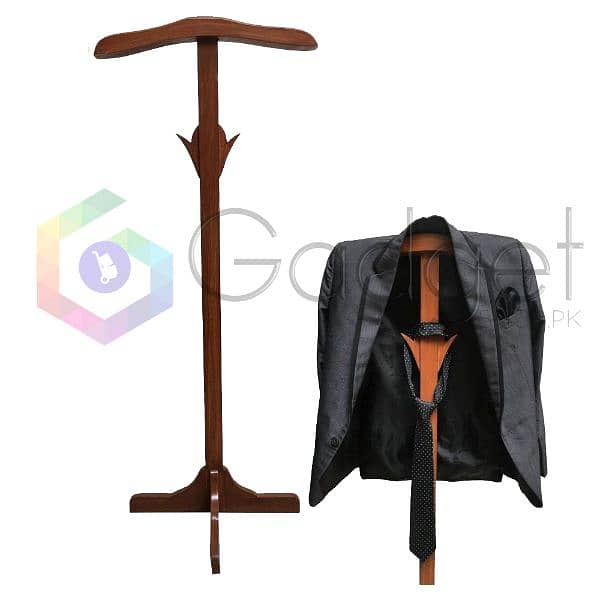 coat stand and  demi stand and chairs 1