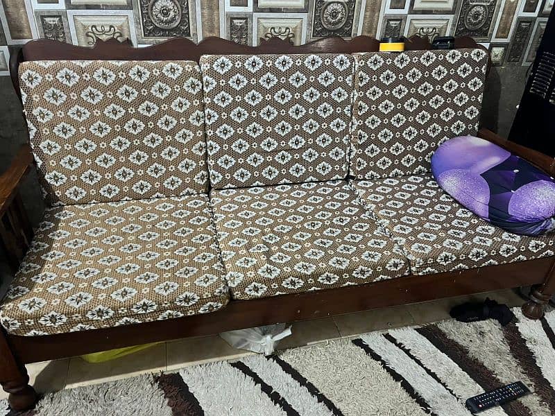 Wooden Sofa Set 5 Seater 2