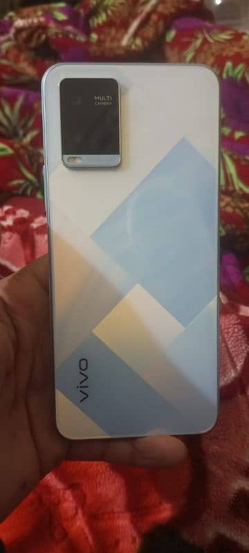 Vivo y21 4+1/64 condition 10/9 No Open No Repair only mobile ha 1