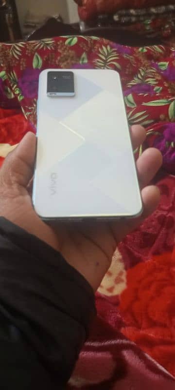 Vivo y21 4+1/64 condition 10/9 No Open No Repair only mobile ha 3