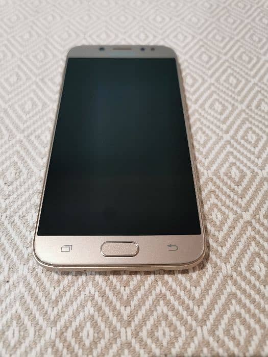 Samsung Mobile Other Model galaxy j6 1