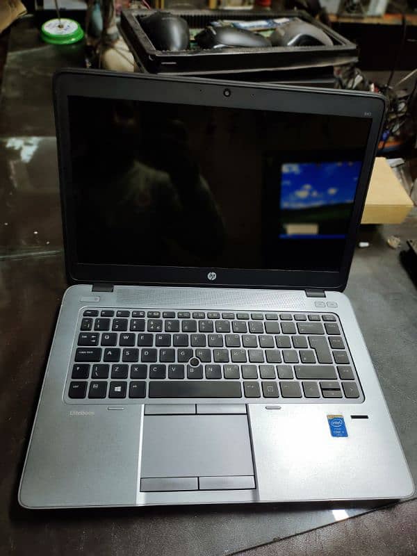 Hp Elite book 840 2