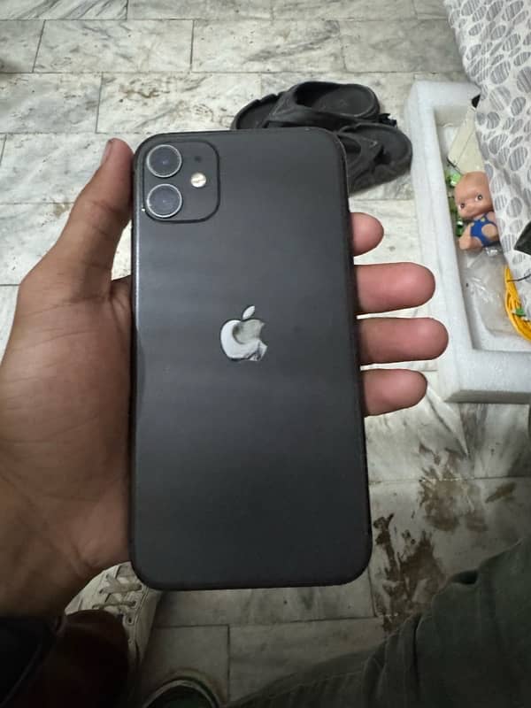 iphone 11 fu unlock 64 gb bh 70  . condition okay achi ha 0