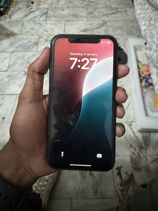 iphone 11 fu unlock 64 gb bh 70  . condition okay achi ha 3