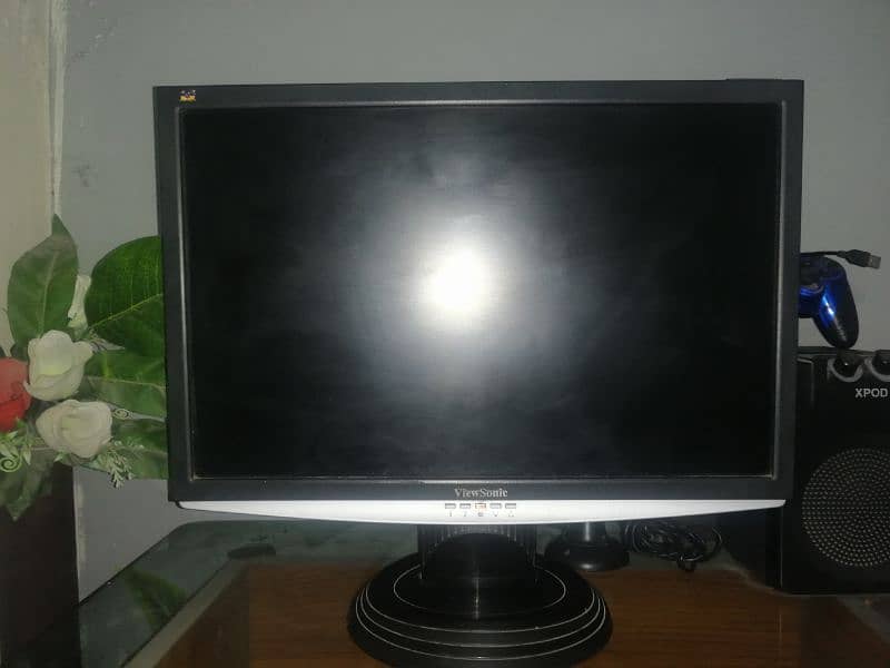 View Sonic 18 Inch Branded LCD 0