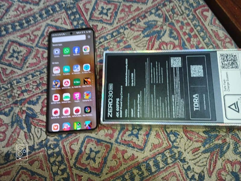 Infinix zero 30 5g(21/256) single hand used only for one month 1