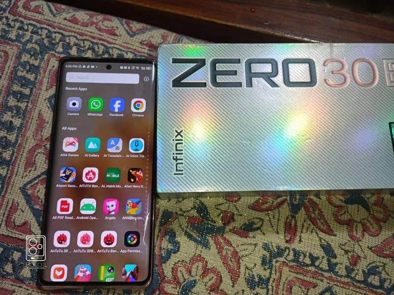 Infinix zero 30 5g(21/256) single hand used only for one month 3