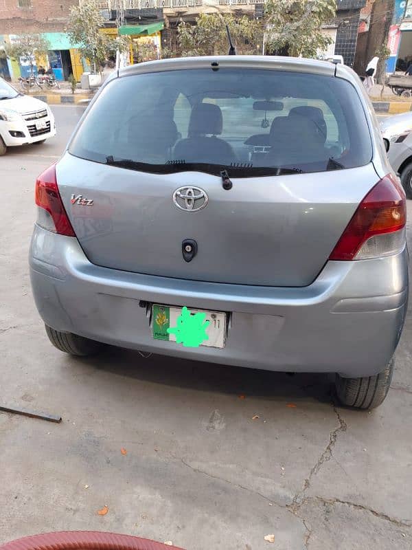 Toyota Vitz 2008/2011 3