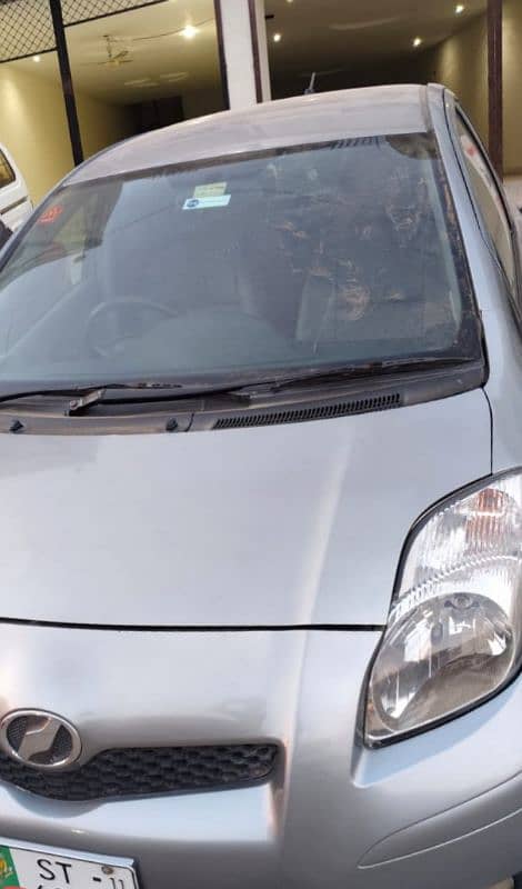 Toyota Vitz 2008/2011 4