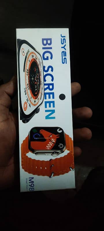 Android smartwatch for urgent sale 0