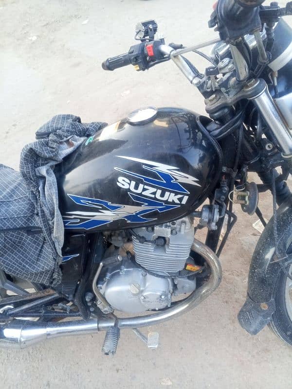 Suzuki 150 Argent sale 1