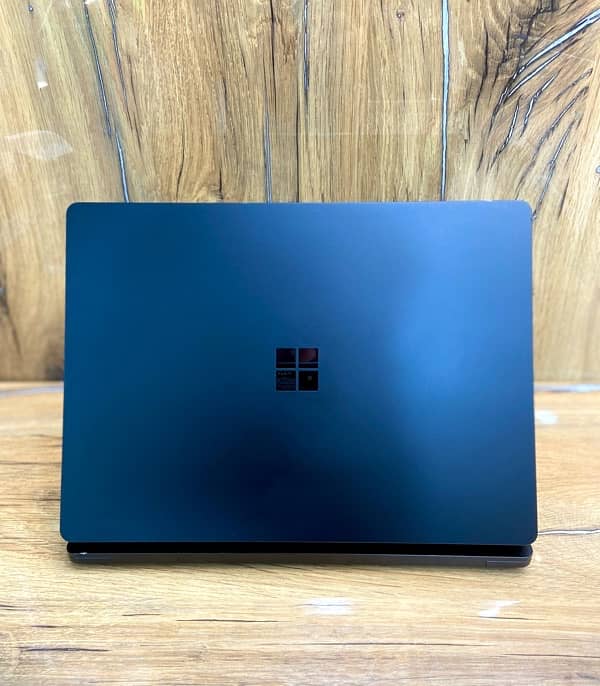 MicroSoft Surface Laptop 4 i7-11th Gen 32GbRam 1TbSSD Intel Iris Xe 2