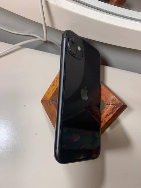 IPHONE 11 PTA APPROVED WITH BOX 2