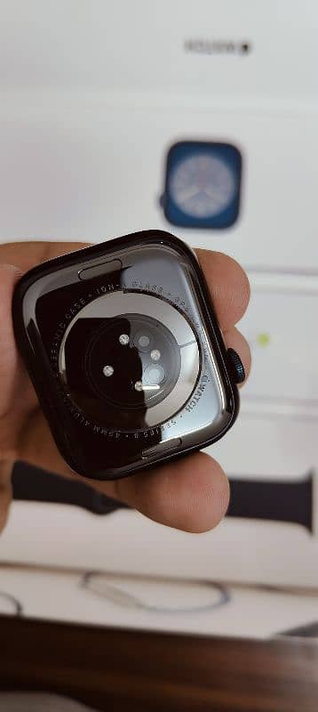 Apple watch Series 8 (45mm) 6