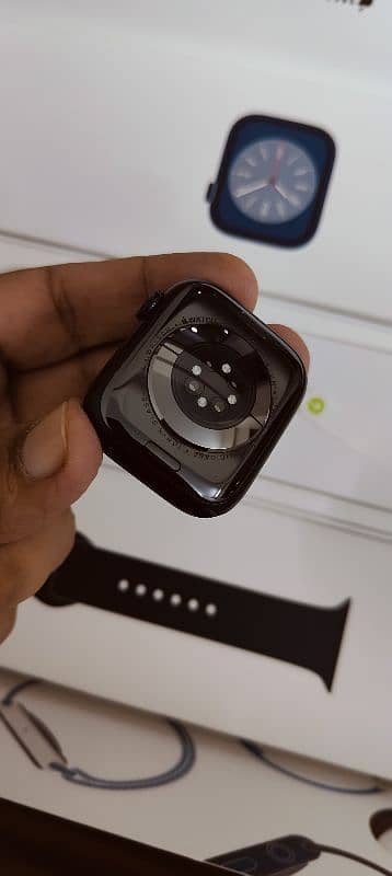 Apple watch Series 8 (45mm) 11