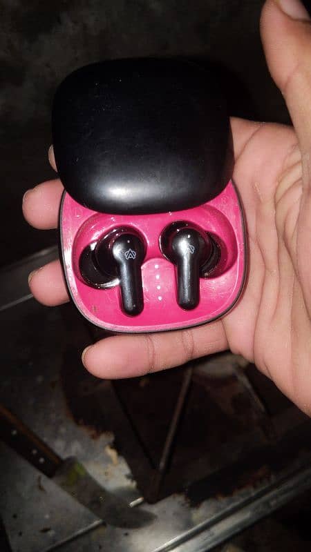 adunic 550 airbuds 0