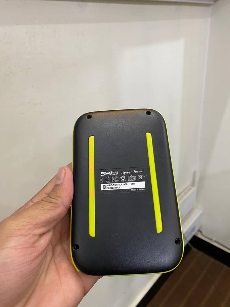 Sp slicon power Armor case available imported from dubai unbreakable 6