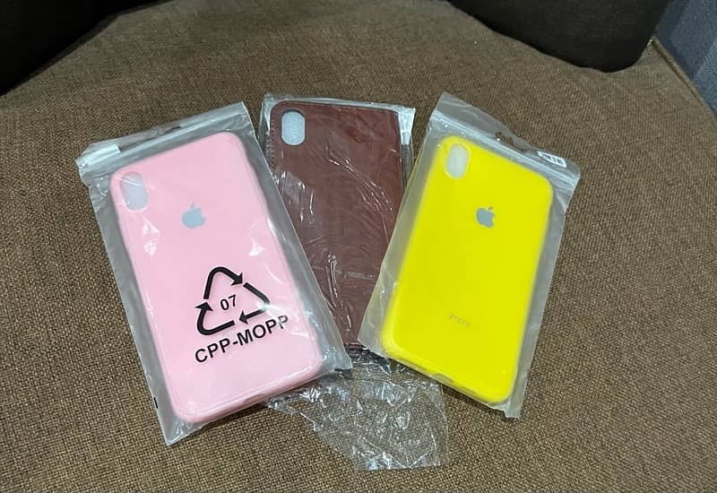 PACK OF 3 Iphone XS MAX cover 0