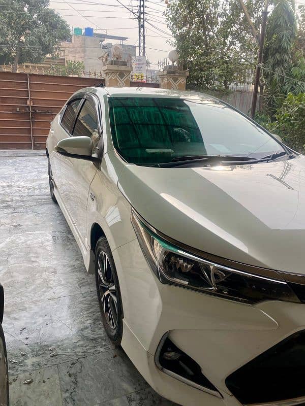 Toyota Corolla Altis X 2021 4