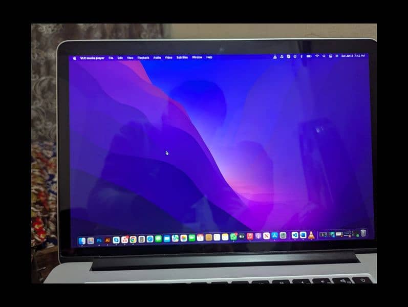 macbook pro 2015 mid 4