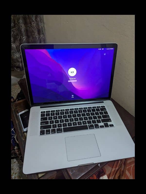 macbook pro 2015 mid 7