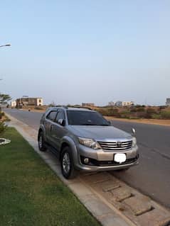 Toyota Fortuner 2013