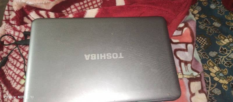 Toshiba Laptop 3