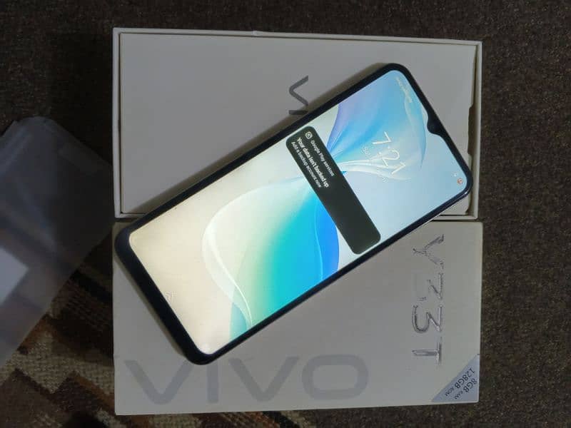 vivo y33t with box 2