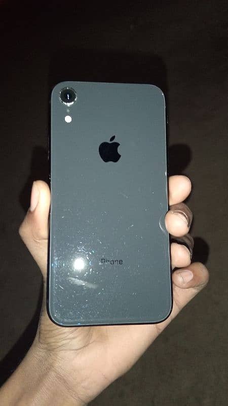 iPhone XR 0