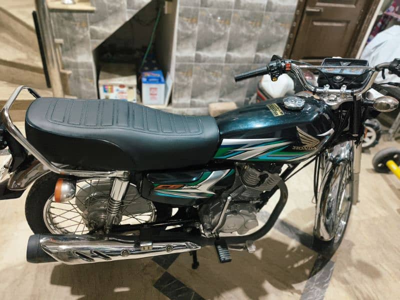 Honda CG 125 2023 Model 4