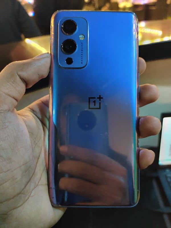 OnePlus 9 16gb Ram 128gb storage 4