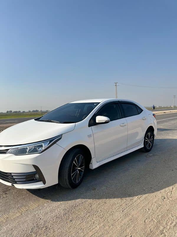 Toyota Corolla AltiS 2018 4