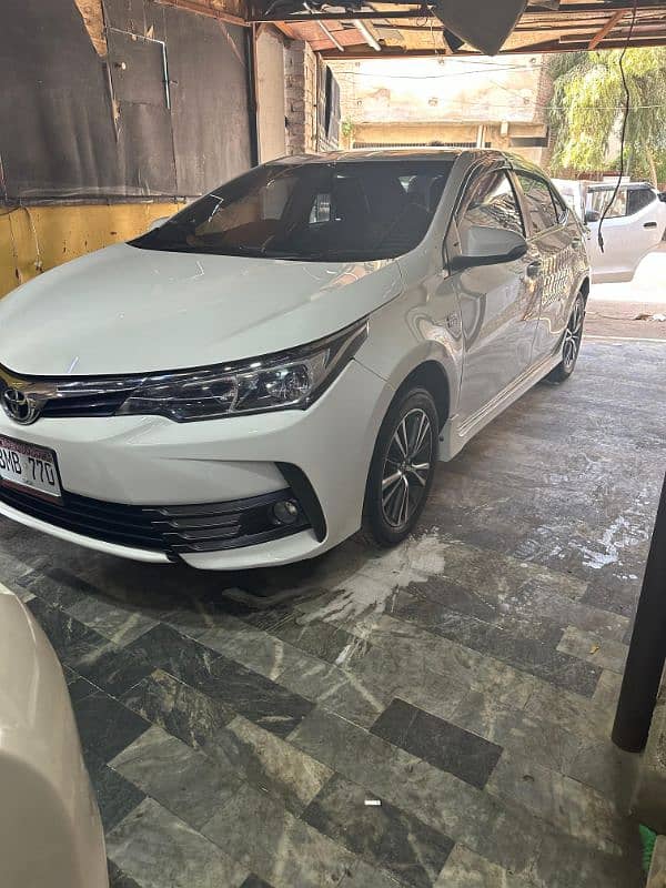 Toyota Corolla AltiS 2018 8