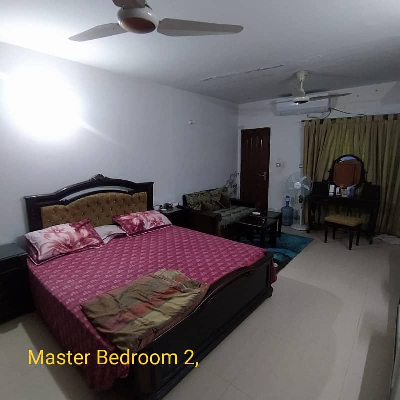 5 MARLA FIRST FLOOR HOT LOCATION 6