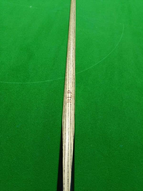 BLP MASTER CUE HAND MADE 10/10 CONDITION. ORIGINAL CUE IN USED. 5