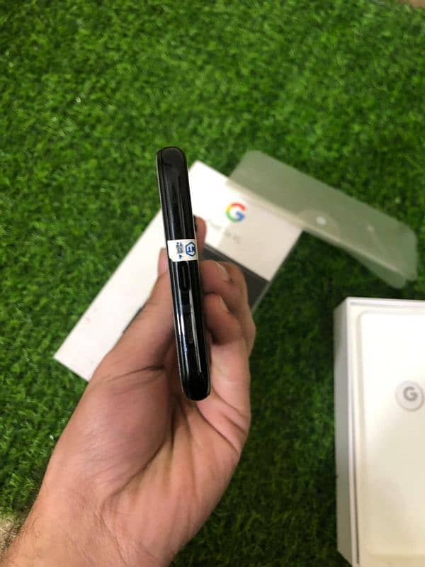 Google pixel 3a xl with box with charger and All acceceries 2