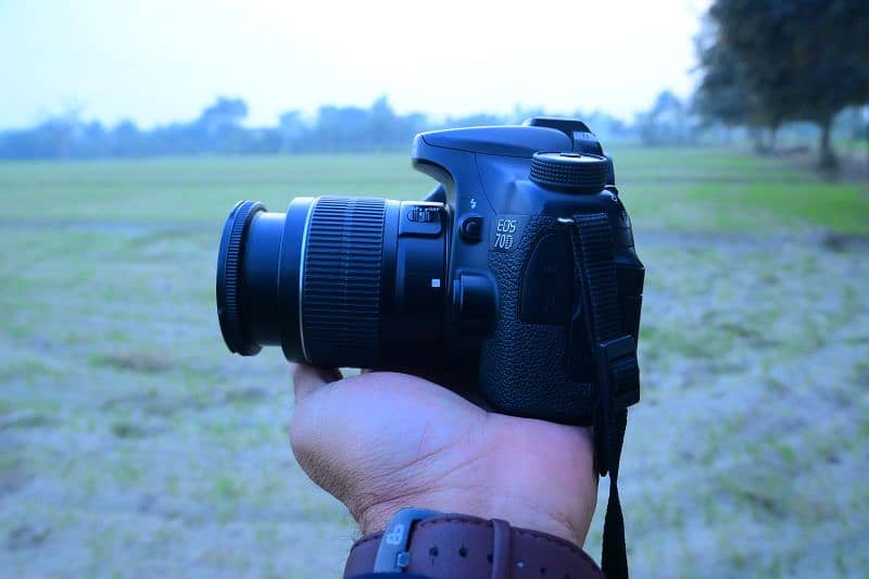 CANON  Canon 70D With (18-55 STM Lens ) 2