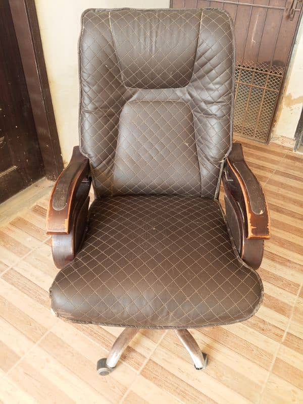 Executive Chair | Office Chair For Sell 0