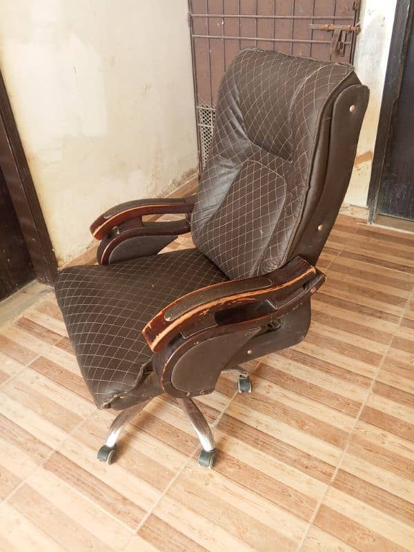 Executive Chair | Office Chair For Sell 1