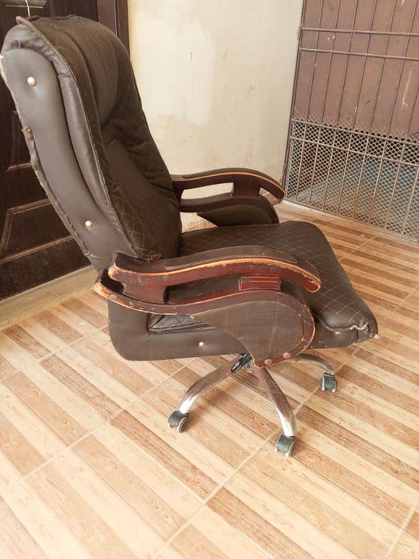 Executive Chair | Office Chair For Sell 2