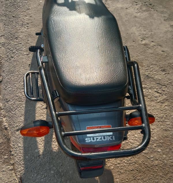 Suzuki GD110s antique piece / Contact: 0333-5002737 19