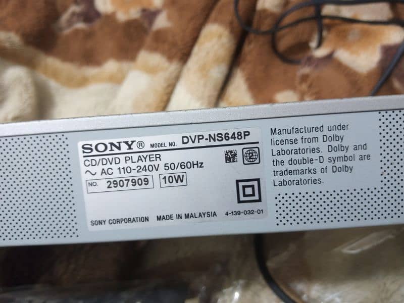 Original Sony DVD player. 2