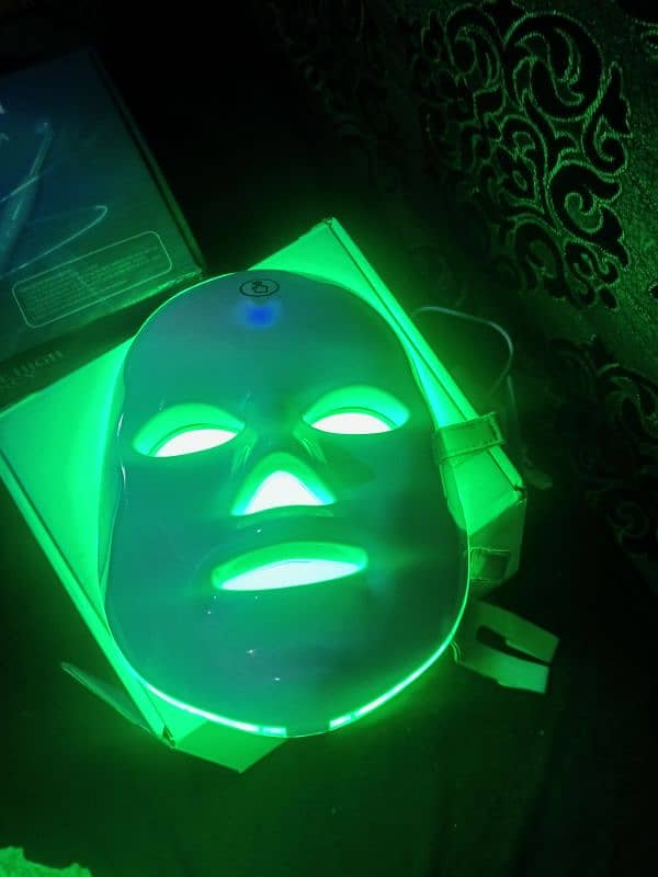 LED mask and high frequency electrodes 2